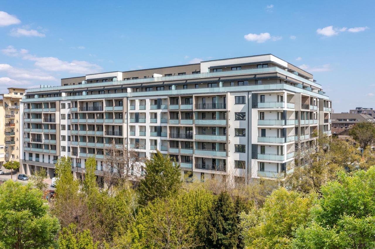 Westside Apartments By Urbanrent Budapest Eksteriør billede